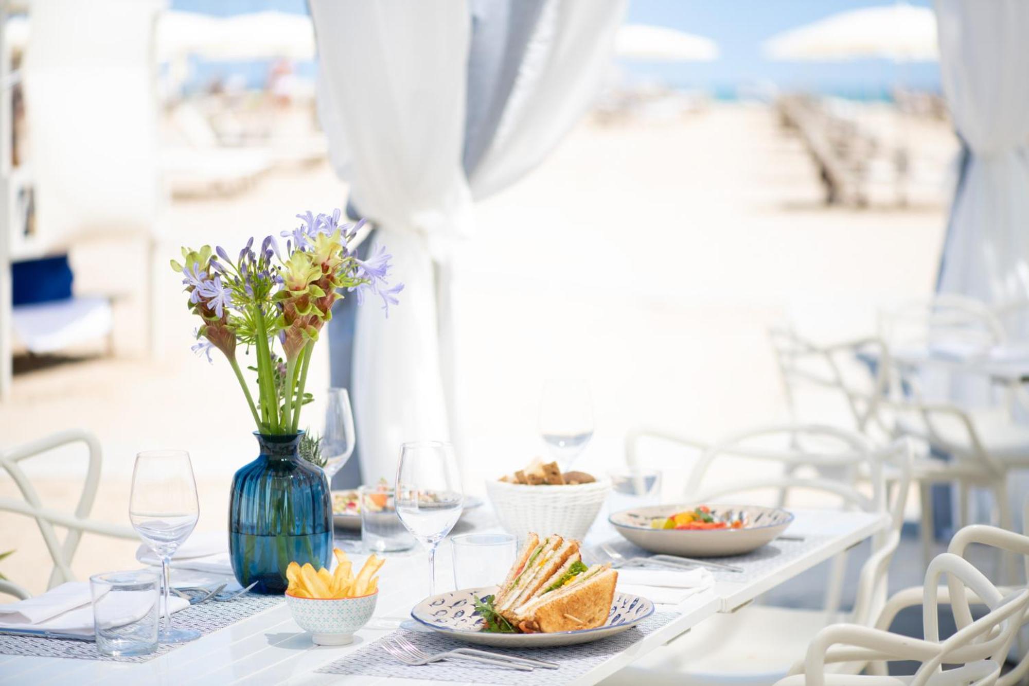 Grand Hotel רימיני מראה חיצוני תמונה The Beach Club