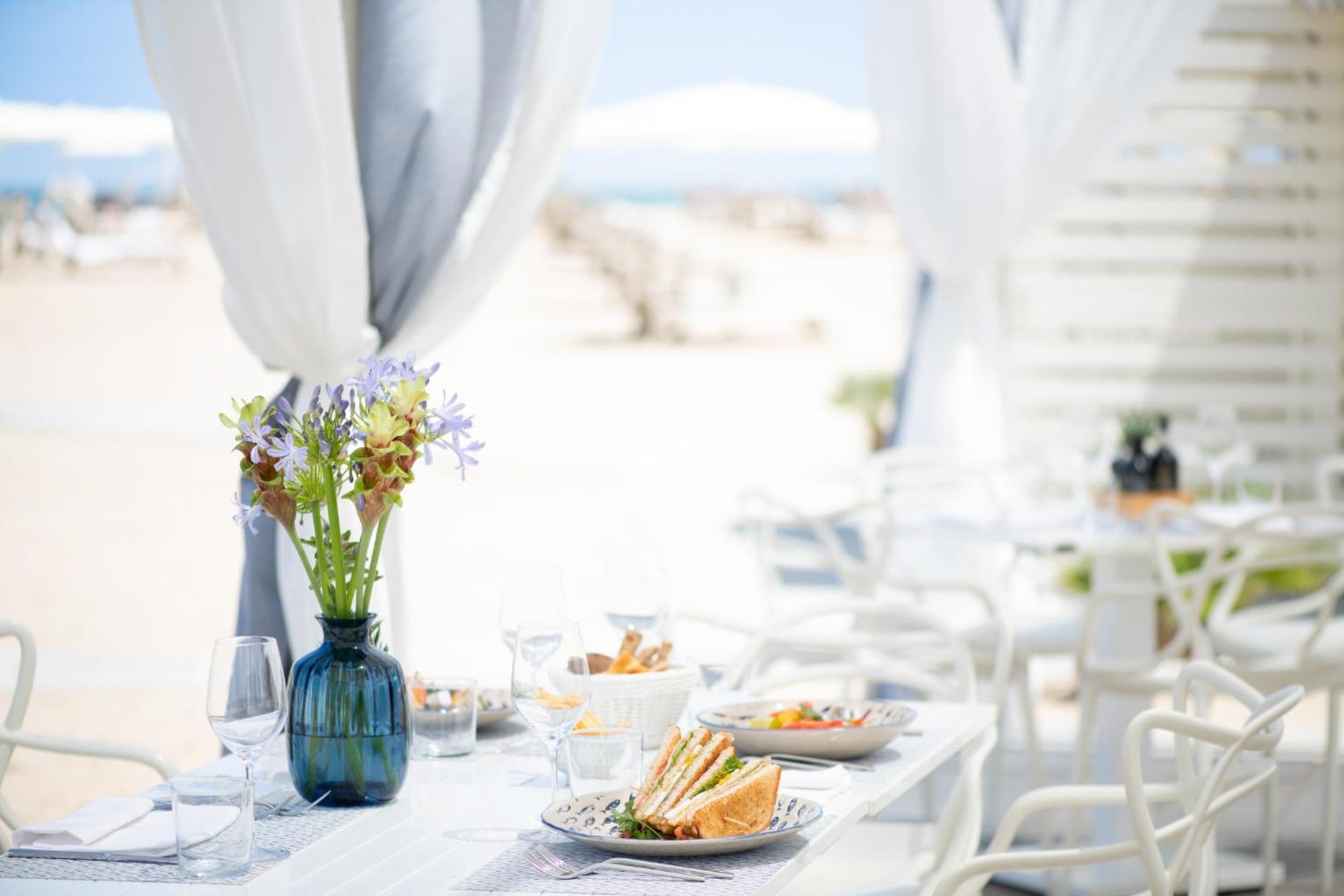 Grand Hotel רימיני מראה חיצוני תמונה The Beach Club